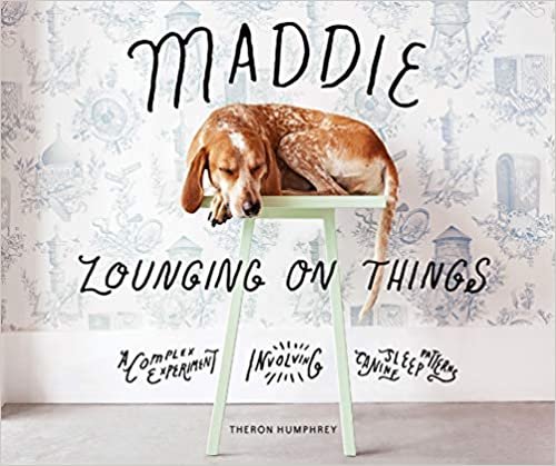 ダウンロード  Maddie Lounging On Things 本
