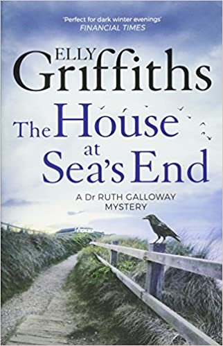 The House at Sea's End: The Dr Ruth Galloway Mysteries 3 indir