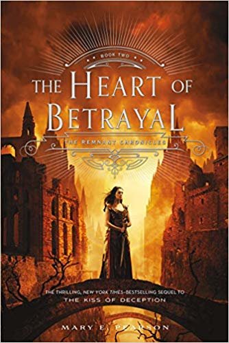 اقرأ من قلب betrayal: أطلال أثرية Chronicles: جيبان على شكل كتاب الكتاب الاليكتروني 