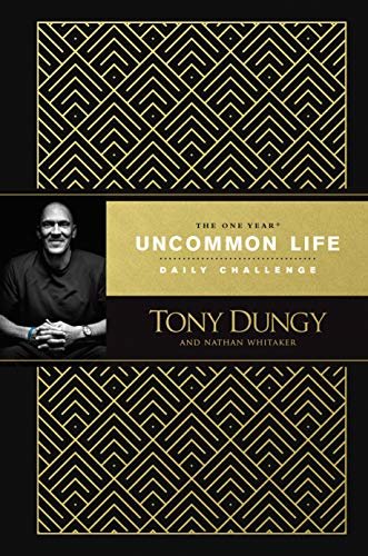 ダウンロード  The One Year Uncommon Life Daily Challenge (English Edition) 本