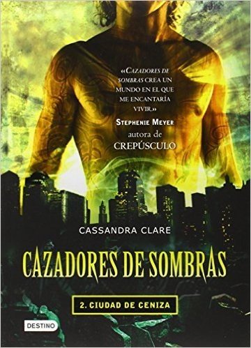 Cazadores de Sombras: Ciudad de Ceniza = The Mortal Instruments