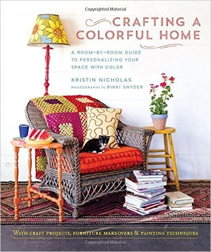 Crafting a Colorful Home: A Room-By-Room Guide to Personalizing Your Space with Color baixar