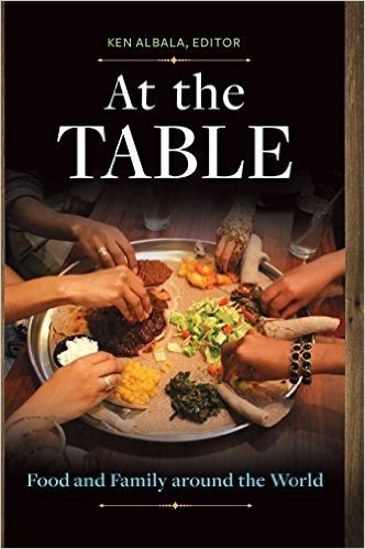 At the Table: Food and Family Around the World baixar
