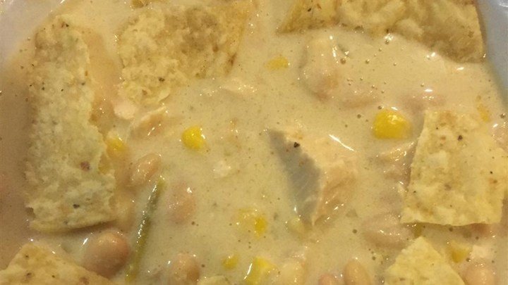 Cheesy Slow Cooker White Chili download