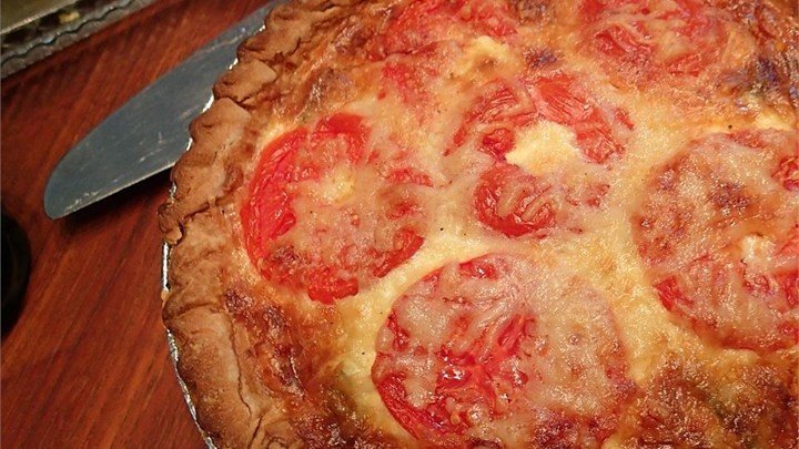 Leek and Cheese Quiche download