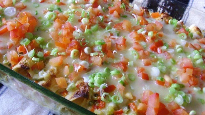 Seafood Enchiladas con Queso