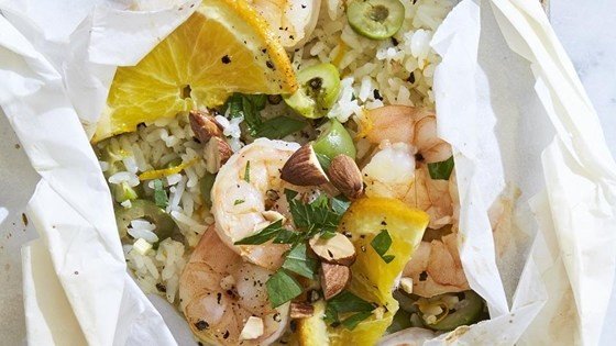 Shrimp and Rice Packets with Olives and Oranges
